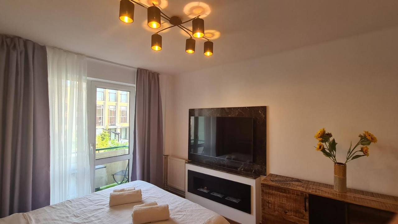 Main Square 5 Star Luxury Apartment With View Cluj Napoca Bagian luar foto