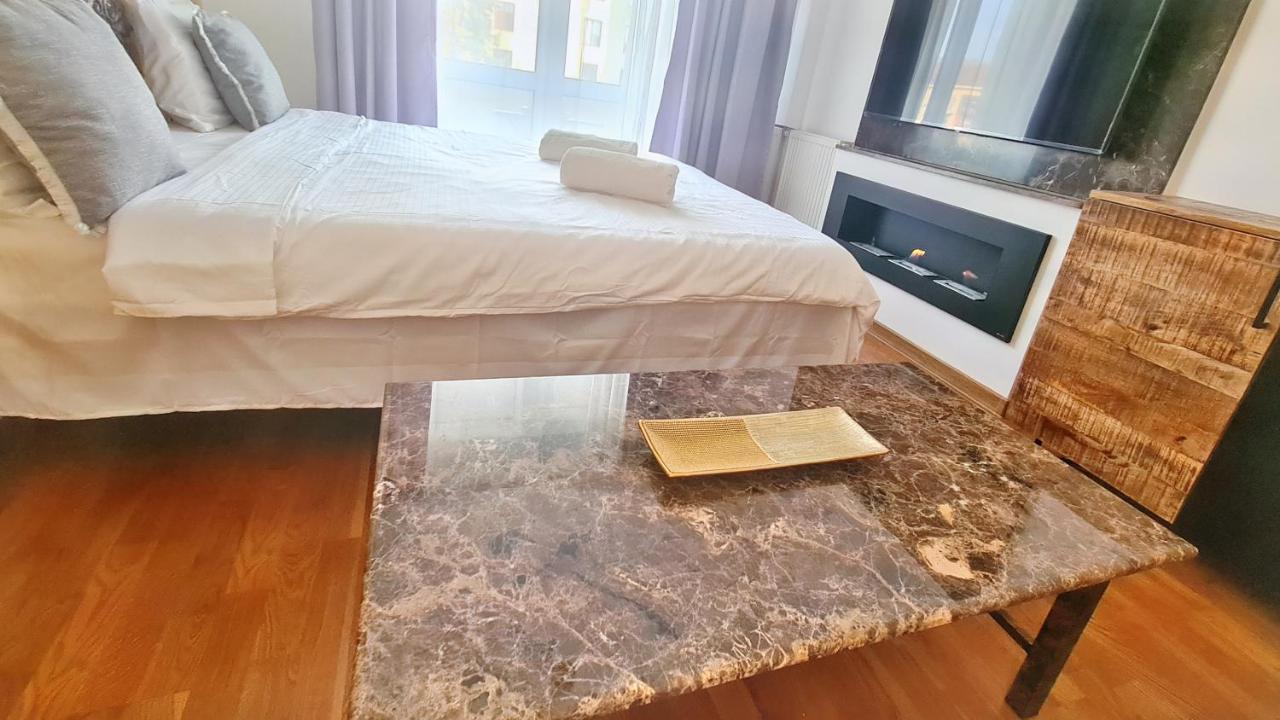 Main Square 5 Star Luxury Apartment With View Cluj Napoca Bagian luar foto